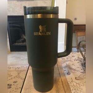 Forest green & Gold Stanley Cup NWT